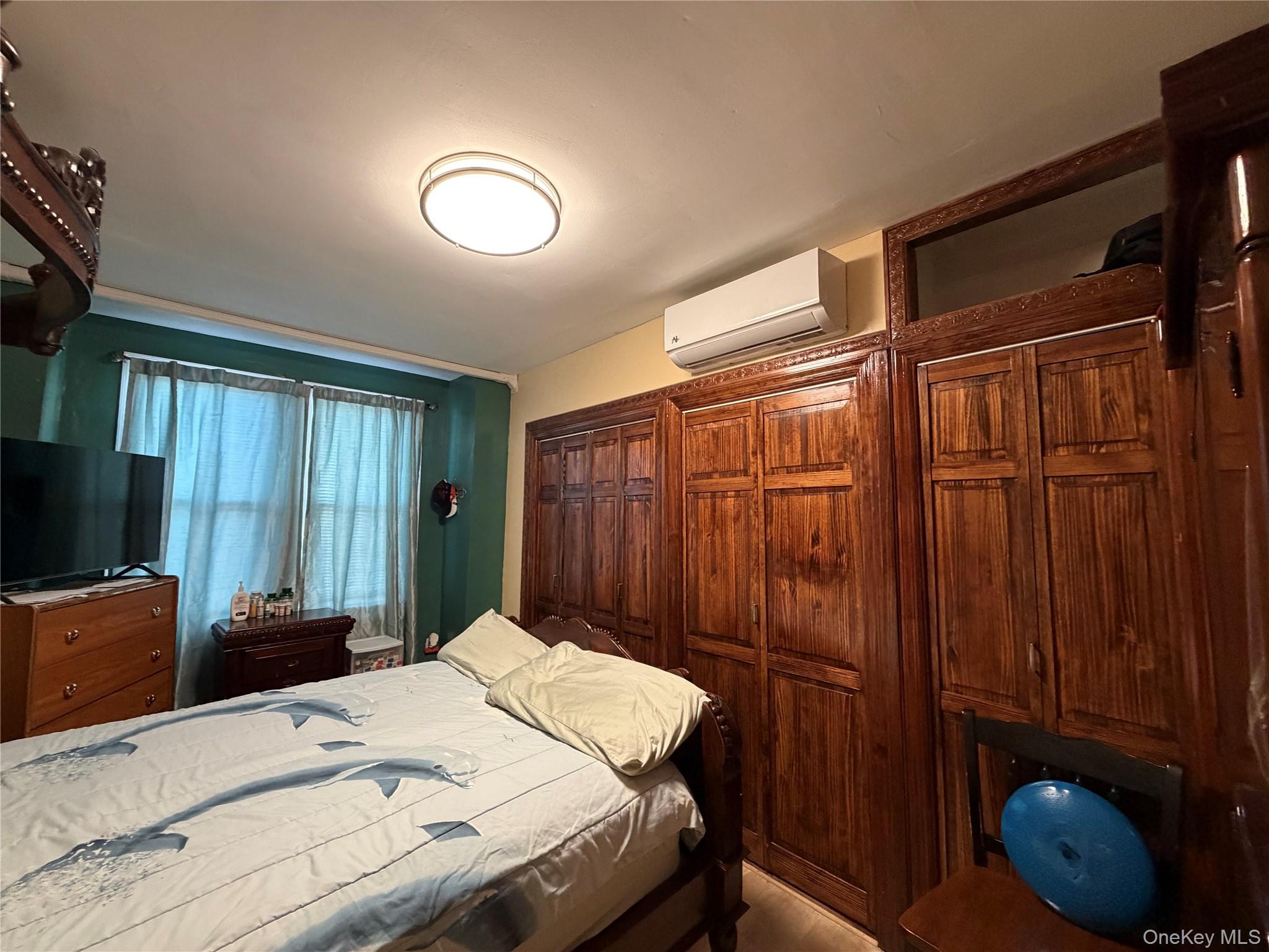 102-08 39th Avenue – For Sale photo 9