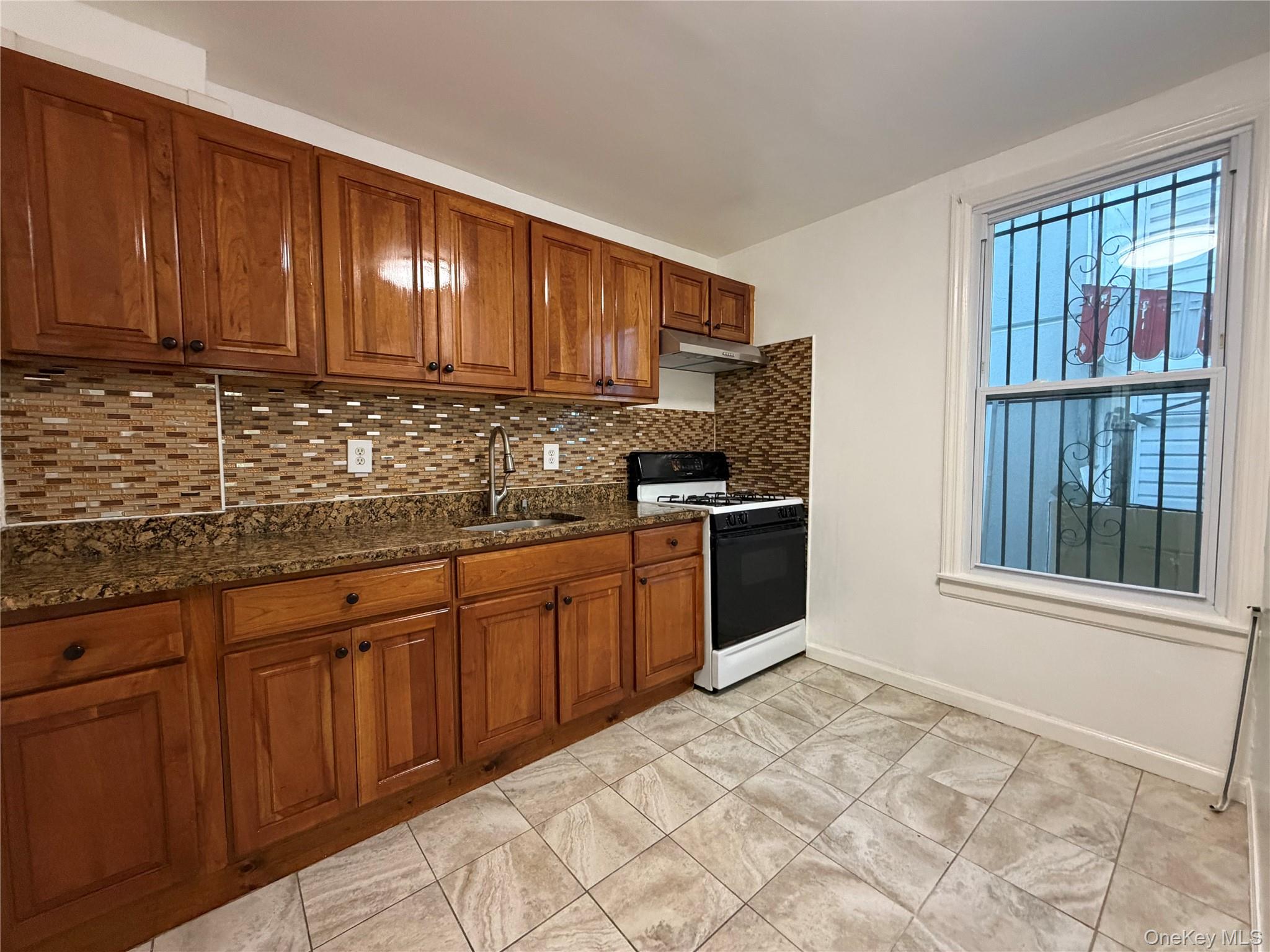 102-08 39th Avenue – For Sale photo 14