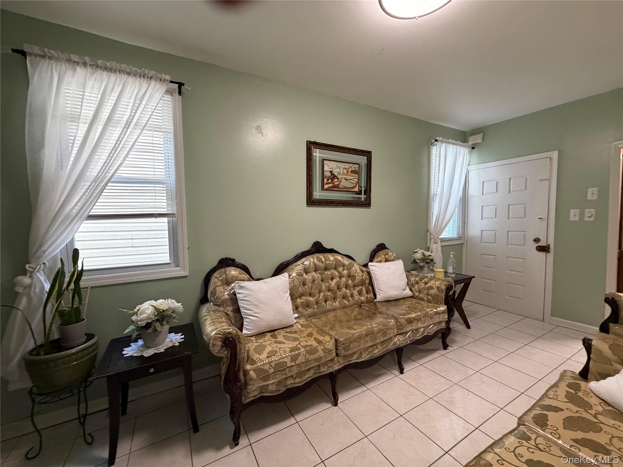 102-08 39th Avenue – For Sale photo 3