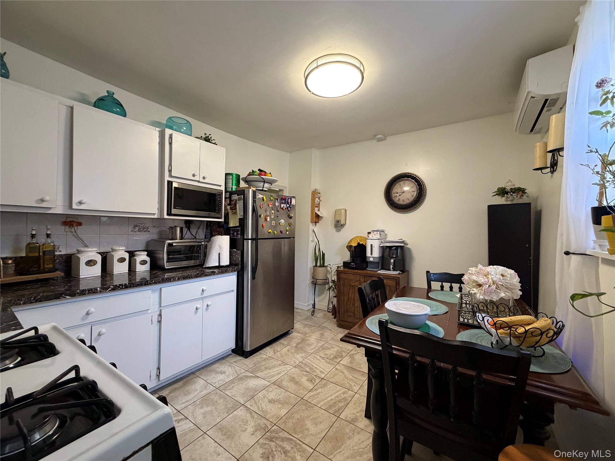 102-08 39th Avenue – For Sale photo 6
