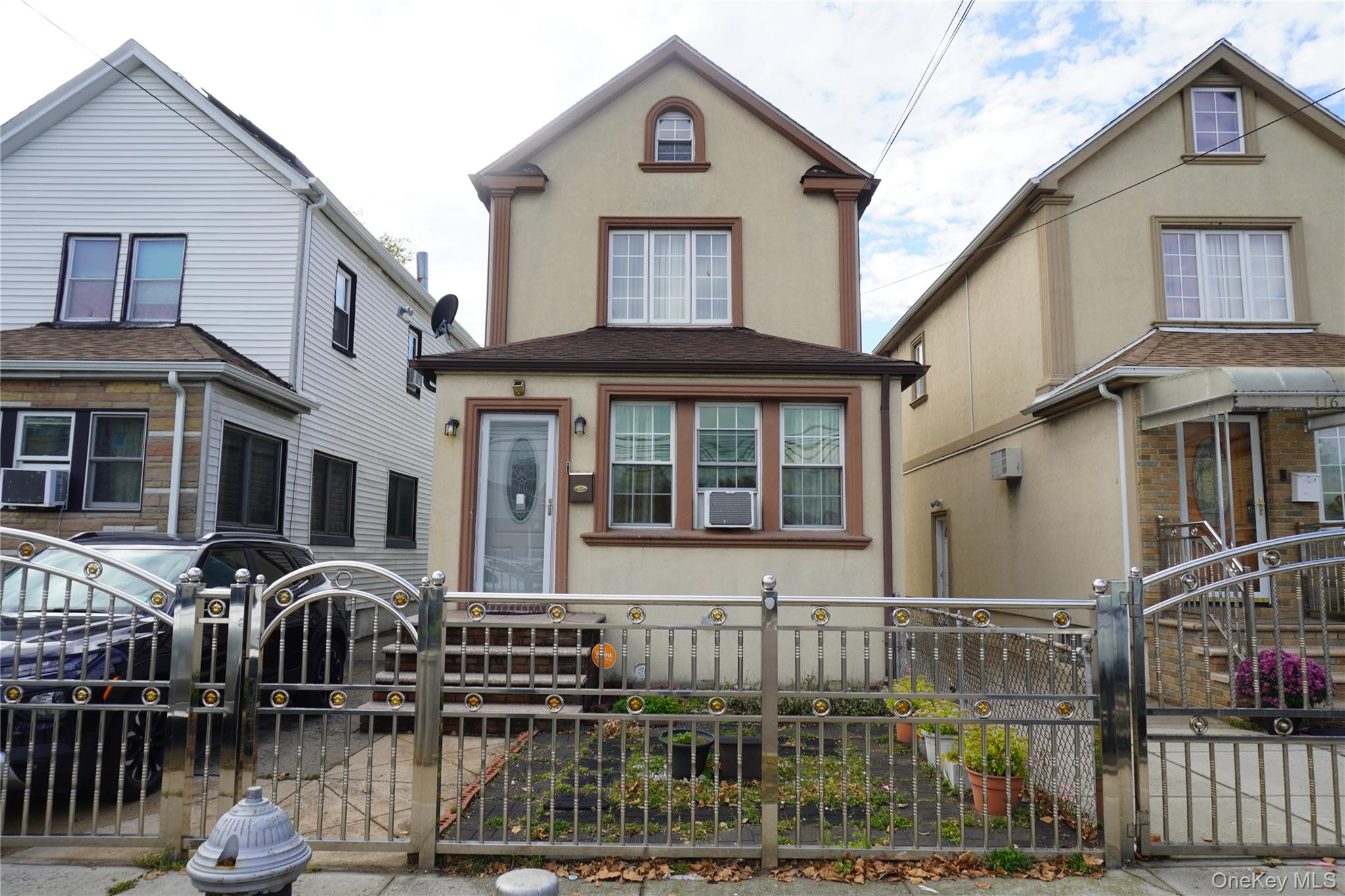 11642 142nd Street – For Rent