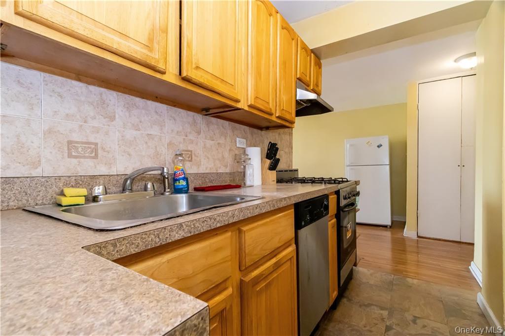 720 E 31st Street, Unit 5K photo 7