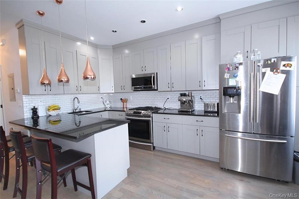 1349 E 54 Street – For Sale photo 2