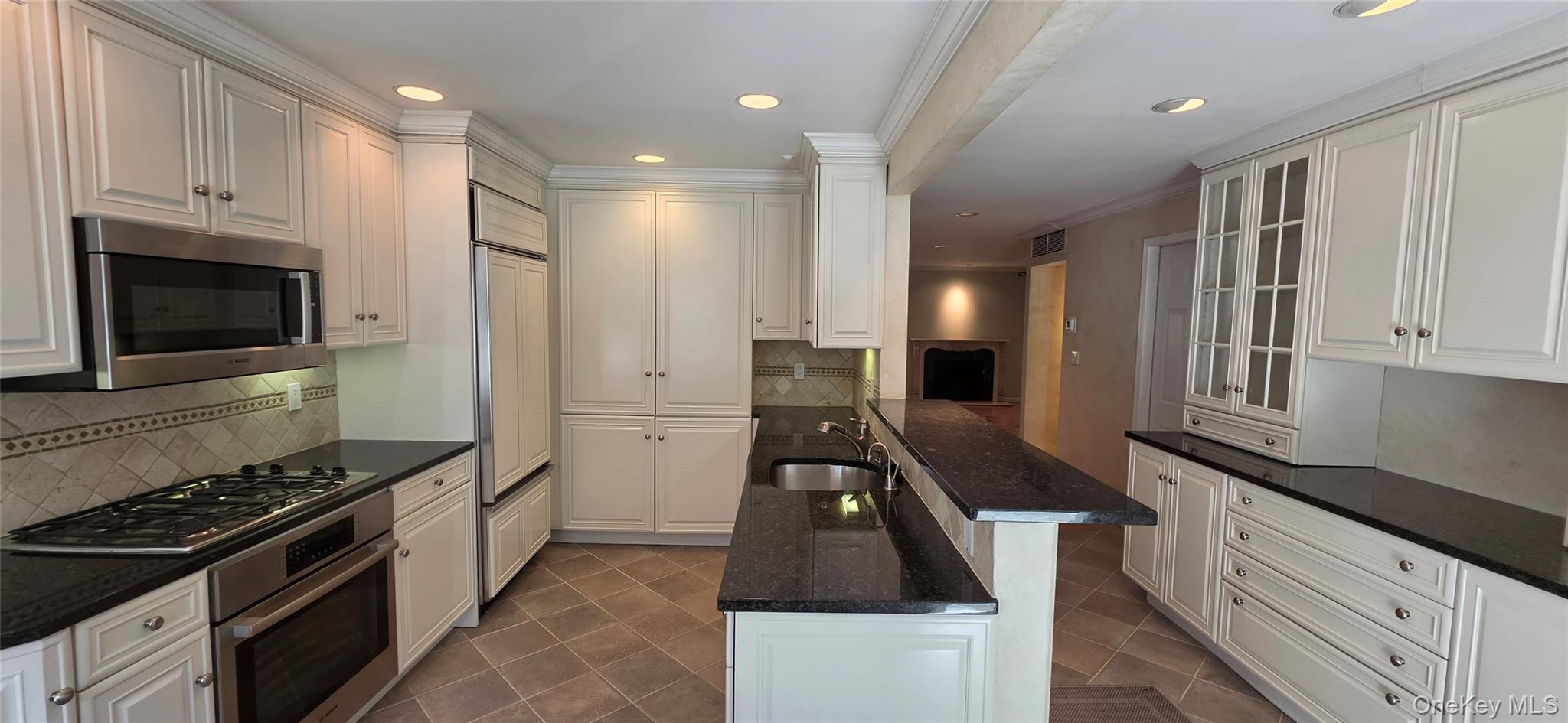 6 Harriman Keep Road – For Rent photo 5