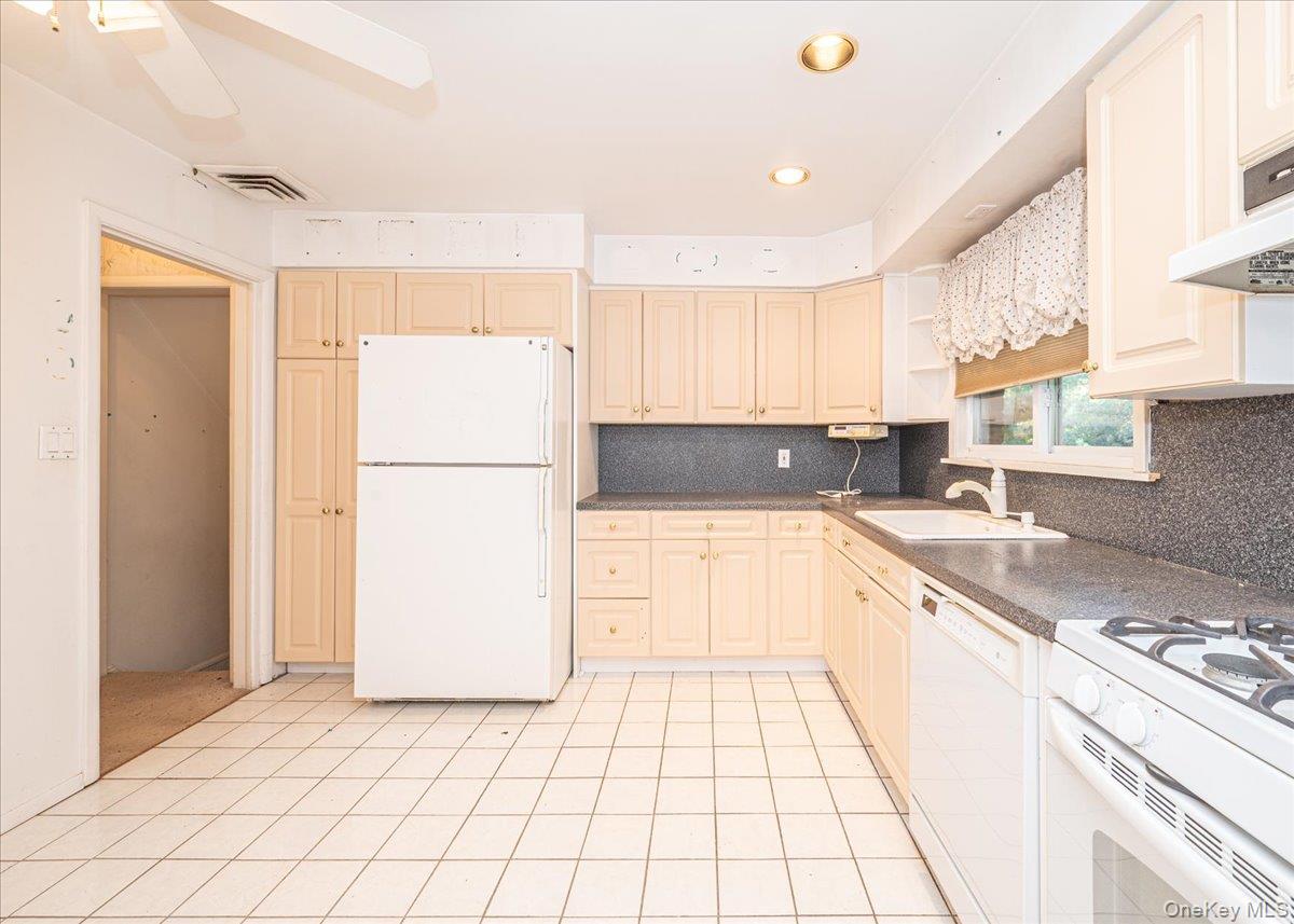 1 Beck Place – For Sale photo 9