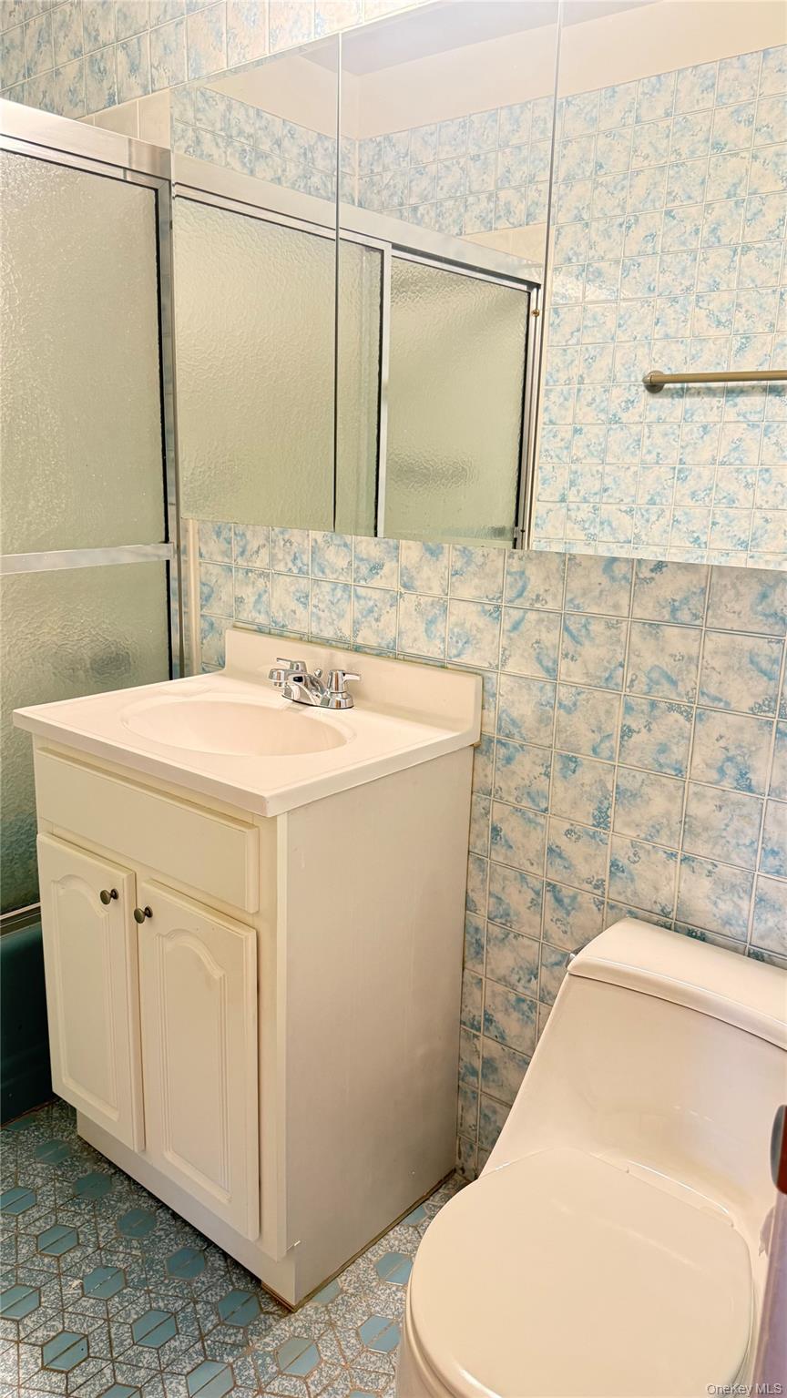 6916 62nd Avenue – For Rent photo 14
