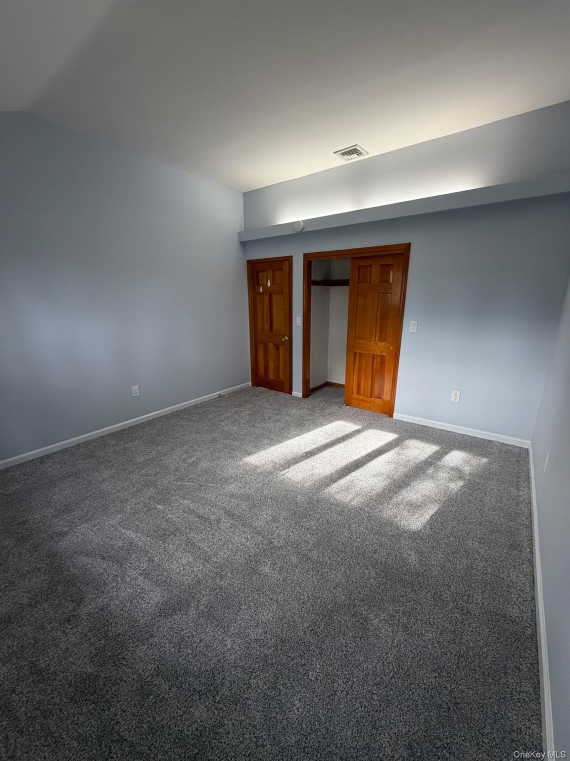 888 Custer Street, Unit Upper photo 7