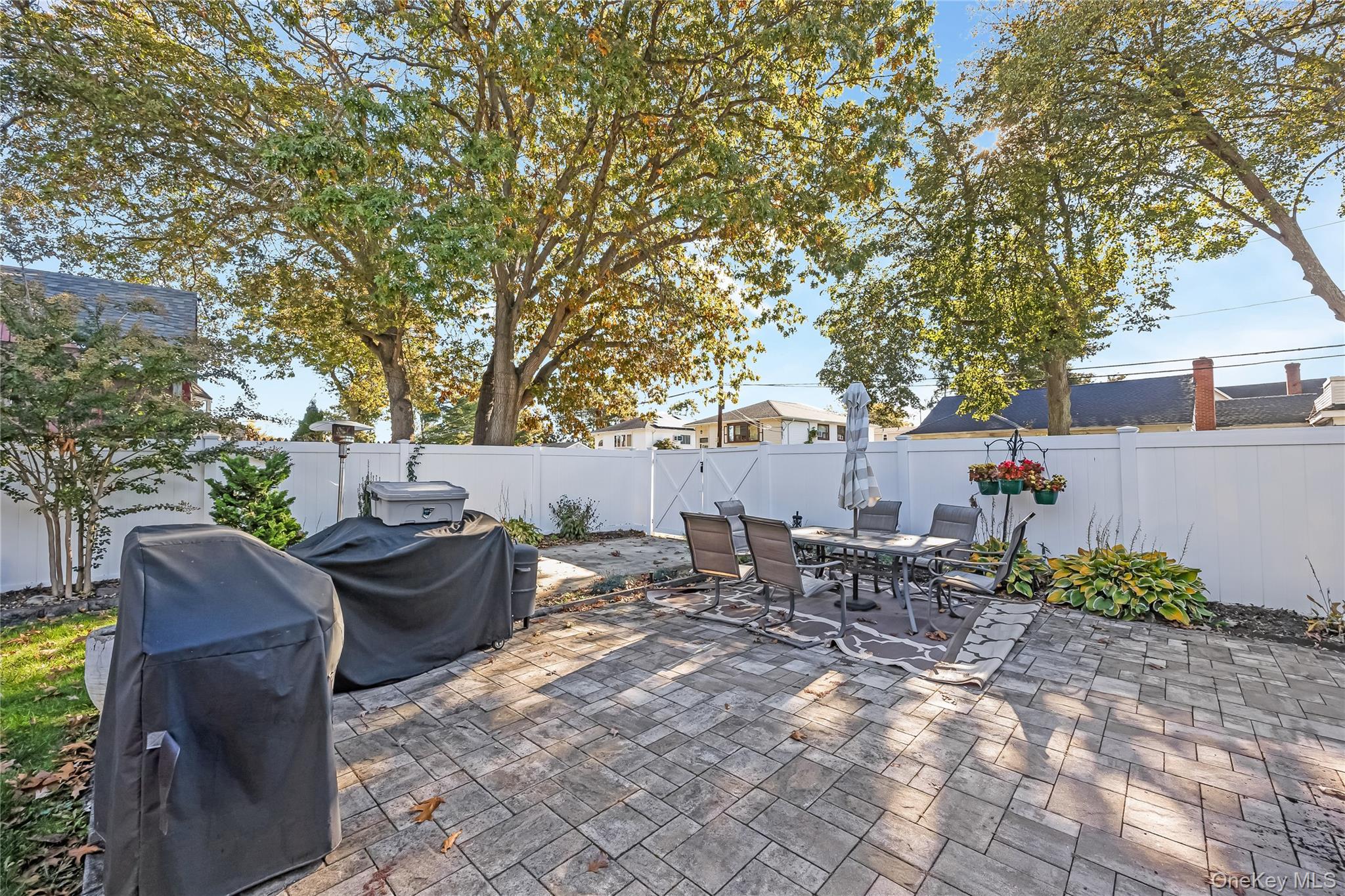 466 N Wellwood Avenue – For Sale photo 20