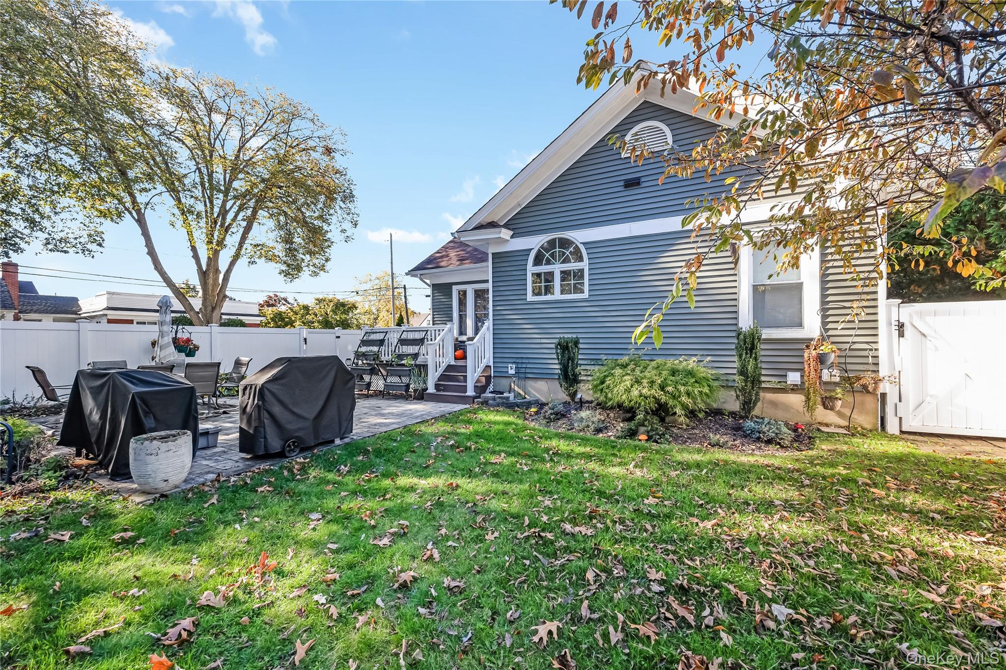 466 N Wellwood Avenue – For Sale photo 23