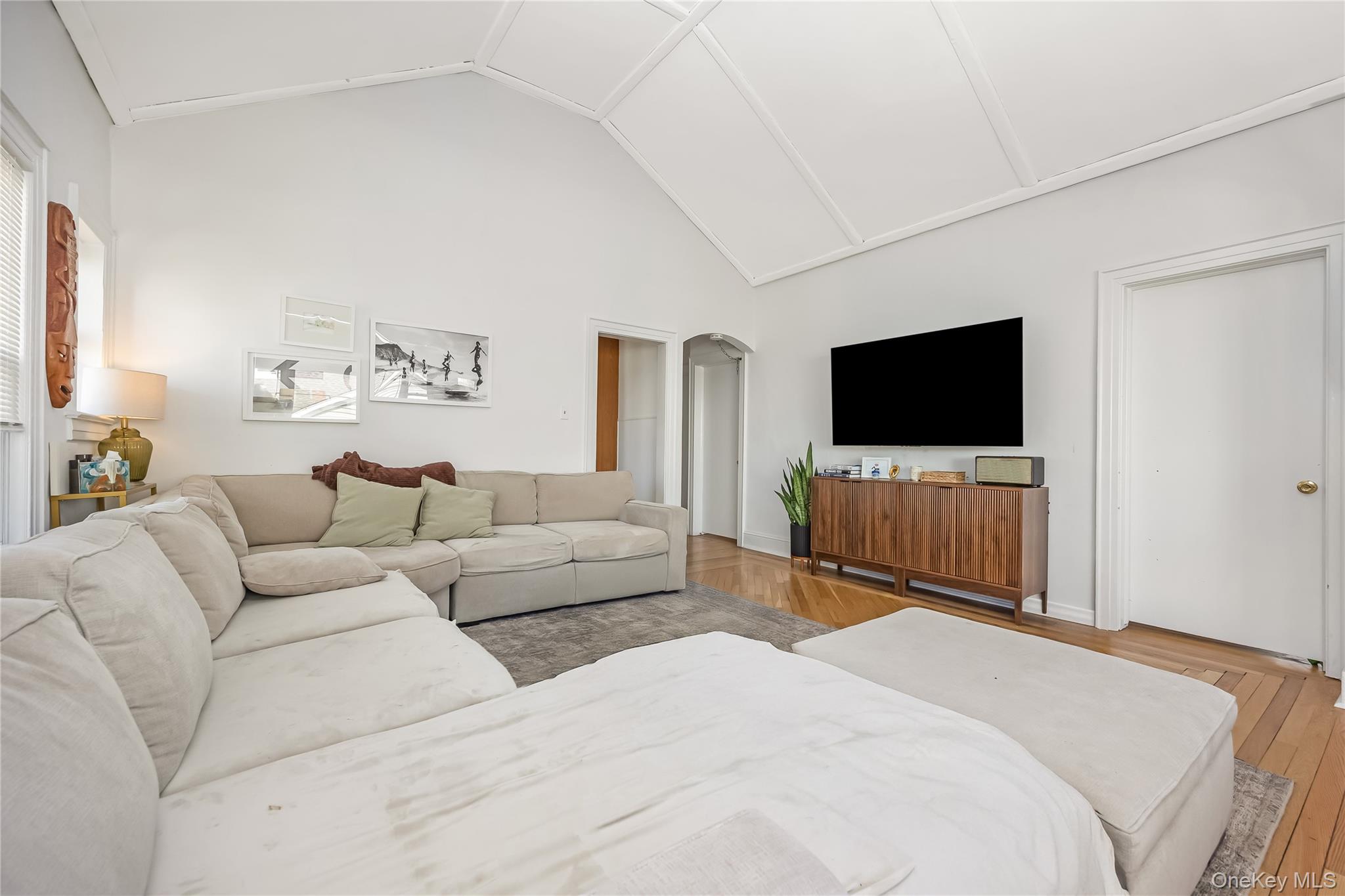 26 February Walk – For Rent photo 8