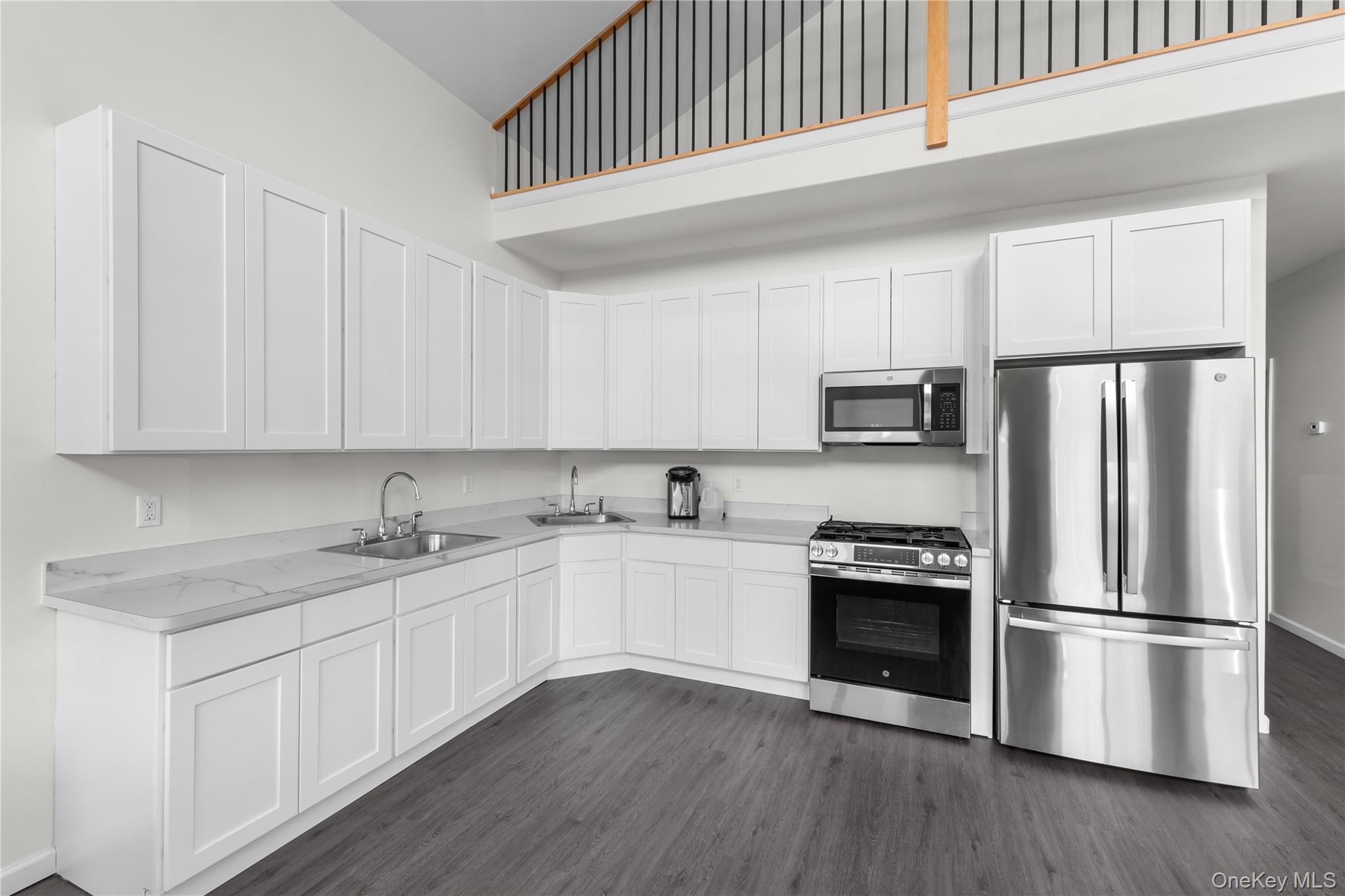9 Shalom Lane, Unit 46 photo 4