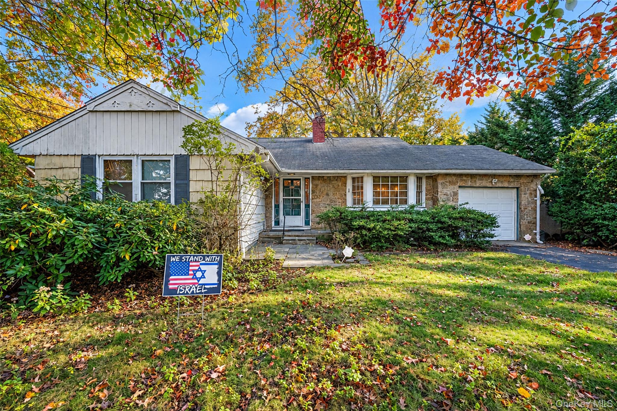 30 Linden Lane – For Sale