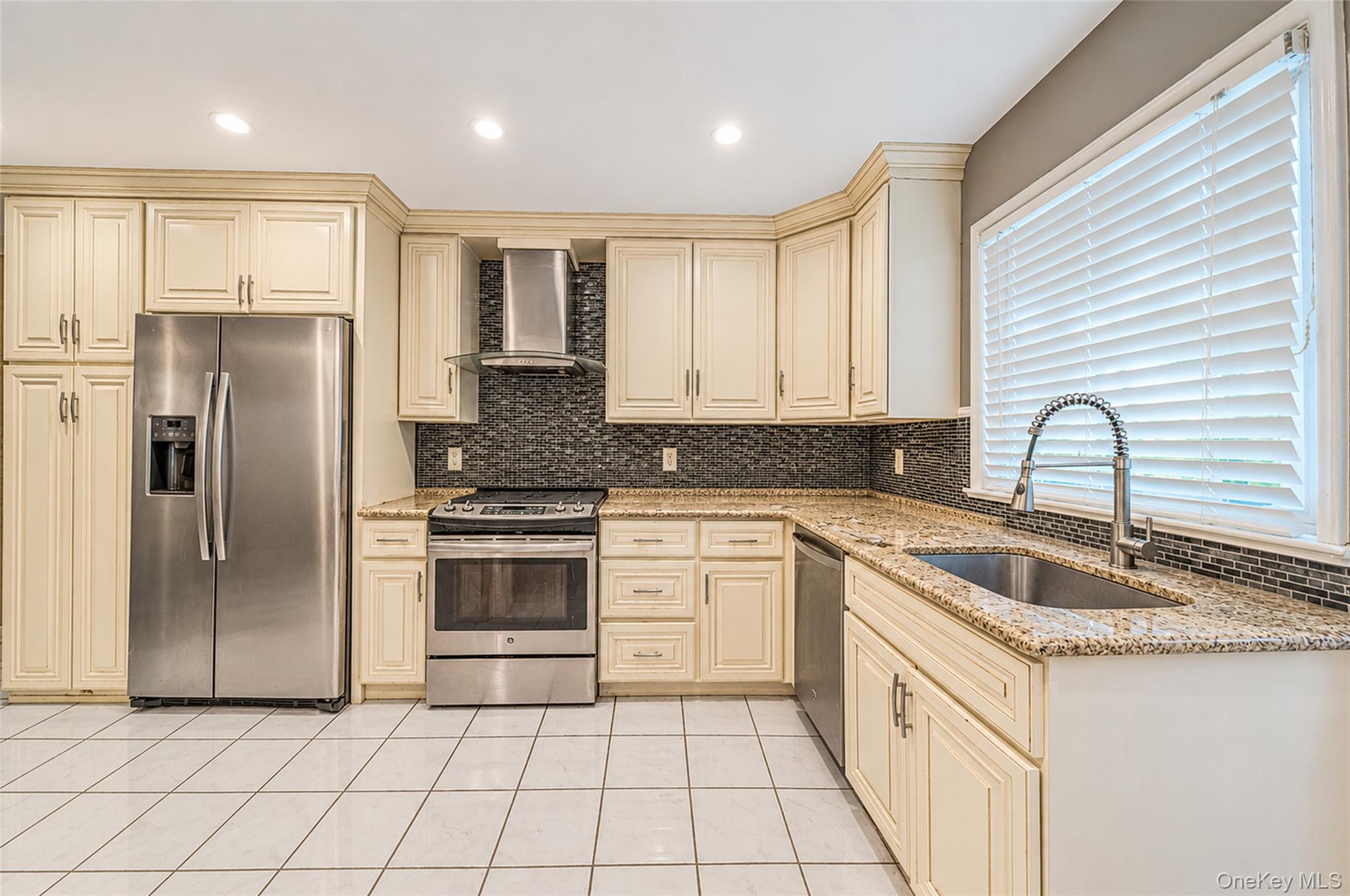 30 Linden Lane – For Sale photo 16