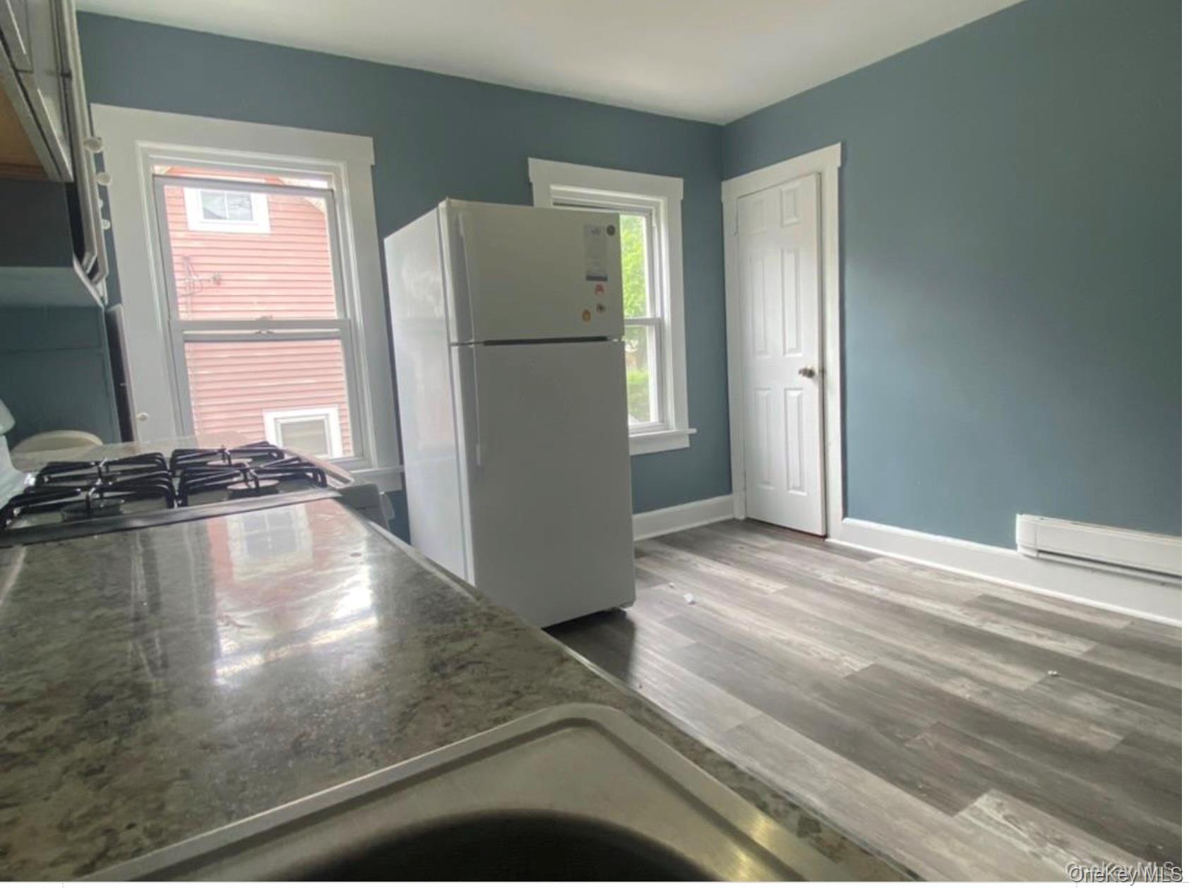 23 Forest Avenue, Unit 2 photo 2