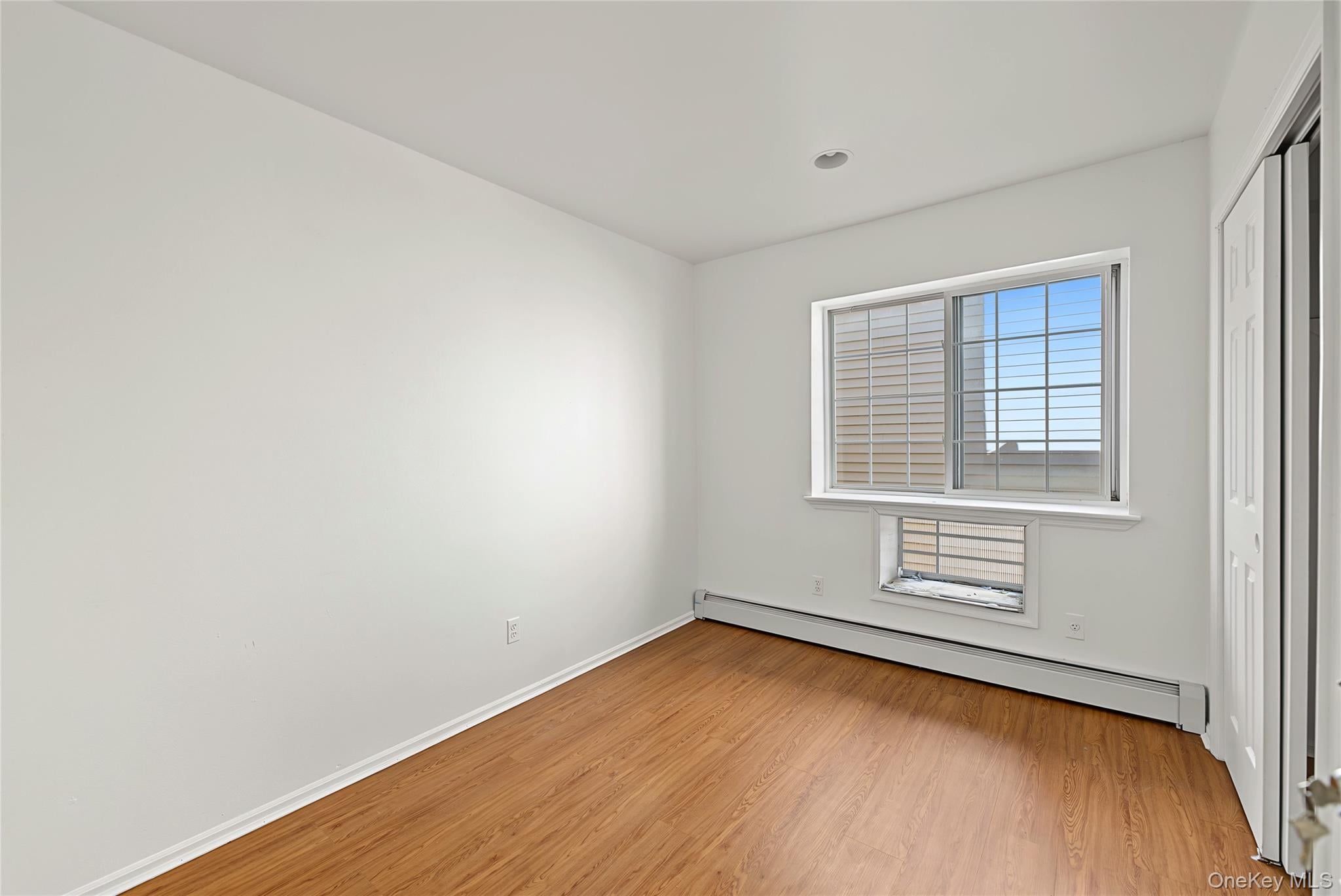 53-53 72 Place – For Sale photo 15
