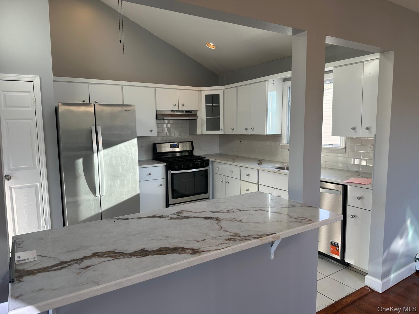 1 Cerenzia Boulevard – For Rent photo 3