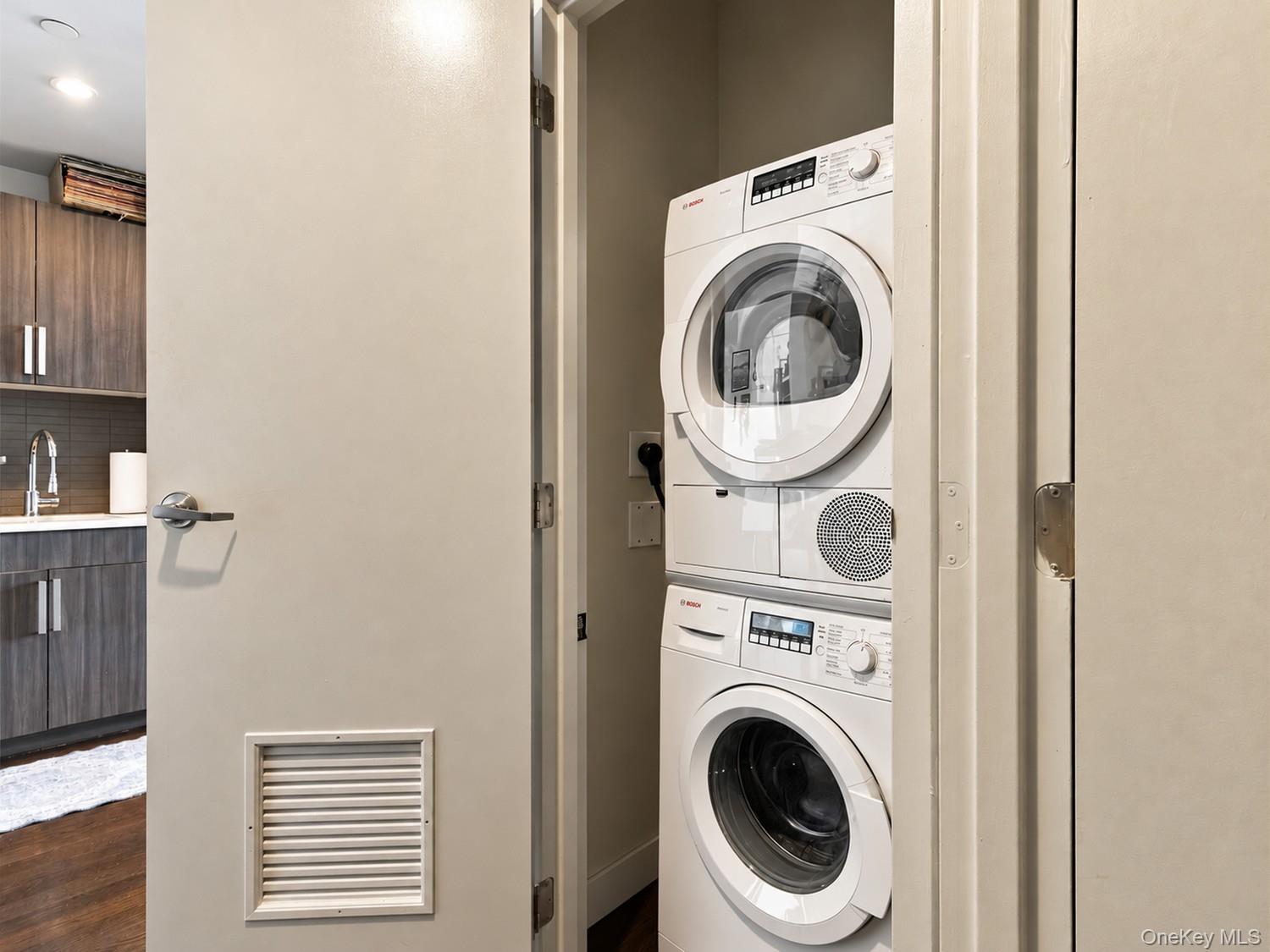 12-15 Broadway, Unit 804 photo 11